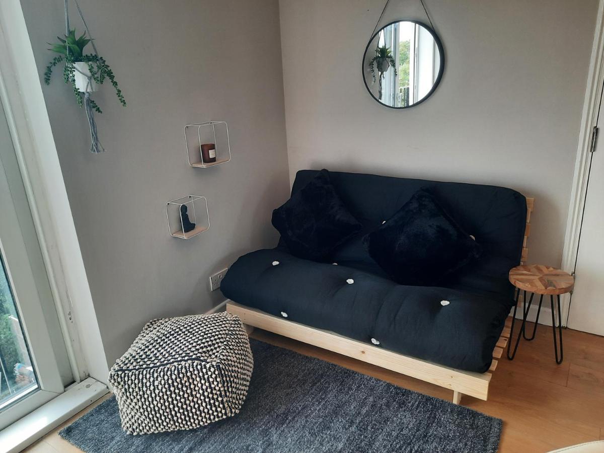 Alross Studio Flat / Private Bathroom لندن المظهر الخارجي الصورة